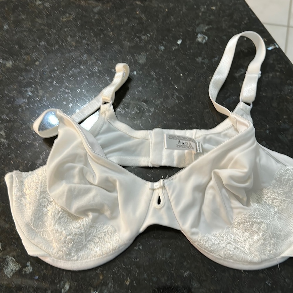 Bra